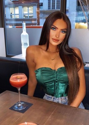 Проститутка Лора